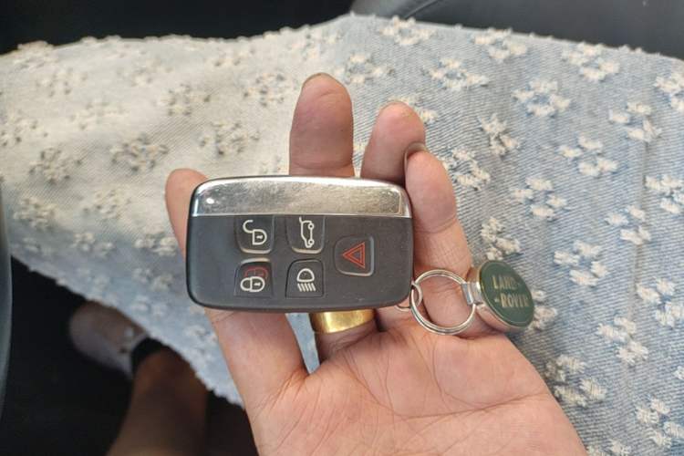 Used Land Rover Discovery Sport 2016 2.0T SE Vehicle Key