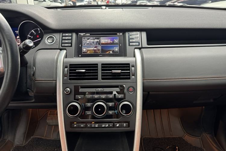 Used Land Rover Discovery Sport 2016 2.0T HSE LUXURY Audio And AC Panel