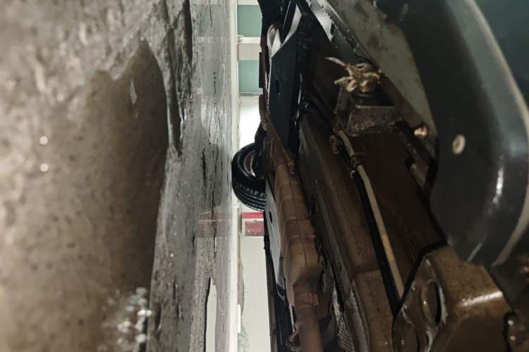 Used Land Rover Discovery Sport 2016 2.0T HSE Chassis Front Right