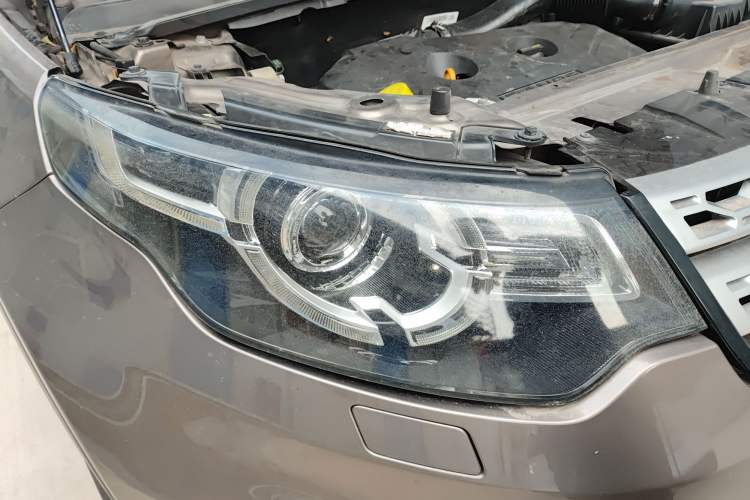 Used Land Rover Discovery Sport 2016 2.0T HSE Exterior 6