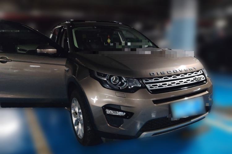 Used Land Rover Discovery Sport 2016 2.0T HSE Front Right 45 Deg