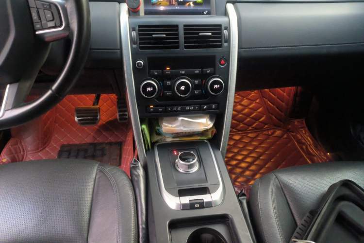 Used Land Rover Discovery Sport 2016 2.0T HSE Gear Lever