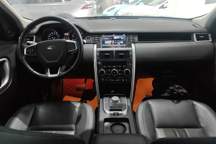 Used Land Rover Discovery Sport 2016 2.0T HSE Interior 2