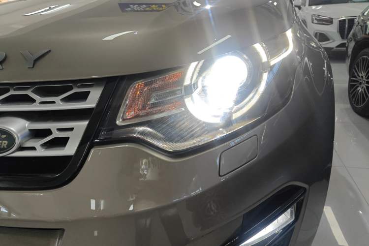 Used Land Rover Discovery Sport 2016 2.0T HSE Left Front Headlight