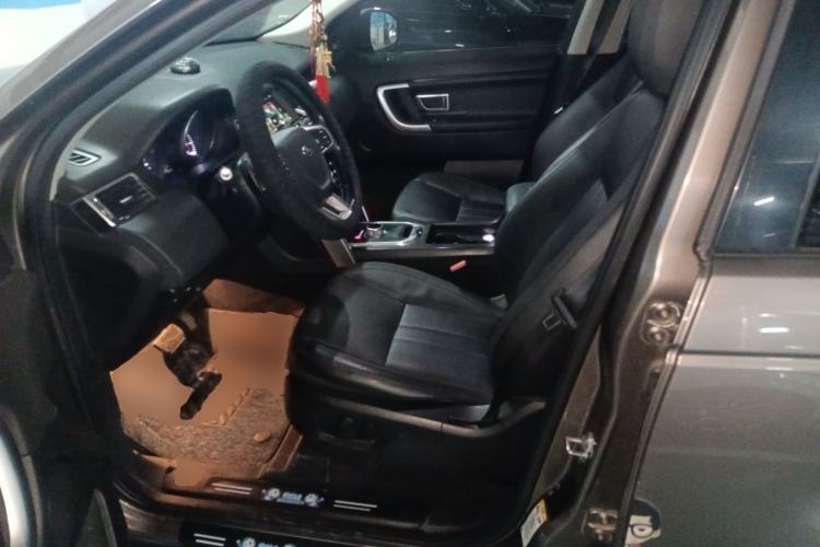 Used Land Rover Discovery Sport 2016 2.0T SE Left Front Seat