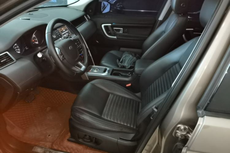 Used Land Rover Discovery Sport 2016 2.0T HSE Left Front Seat