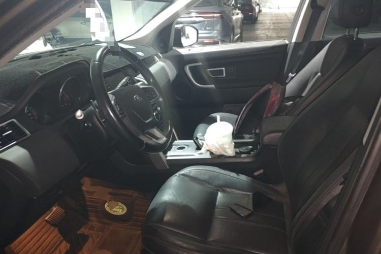 Used Land Rover Discovery Sport 2016 2.0T HSE Left Front Seat