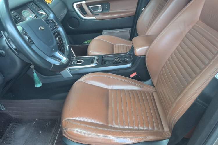Used Land Rover Discovery Sport 2016 2.0T HSE Left Front Seat