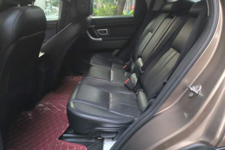 Used Land Rover Discovery Sport 2016 2.0T HSE Left Rear Seat