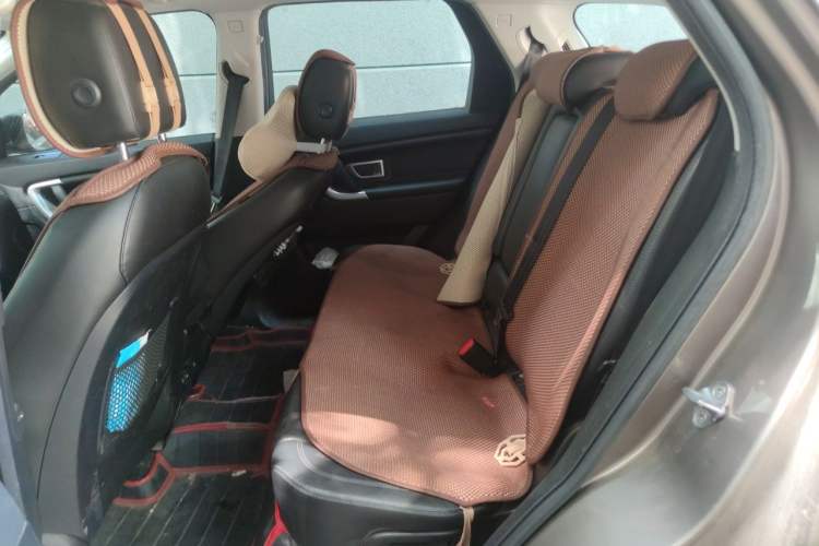 Used Land Rover Discovery Sport 2016 2.0T HSE Left Rear Seat