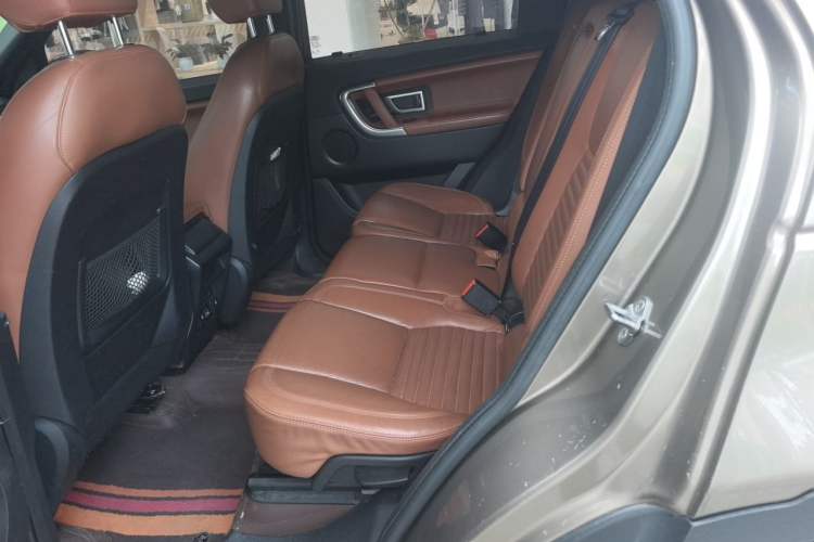 Used Land Rover Discovery Sport 2016 2.0T HSE Left Rear Seat