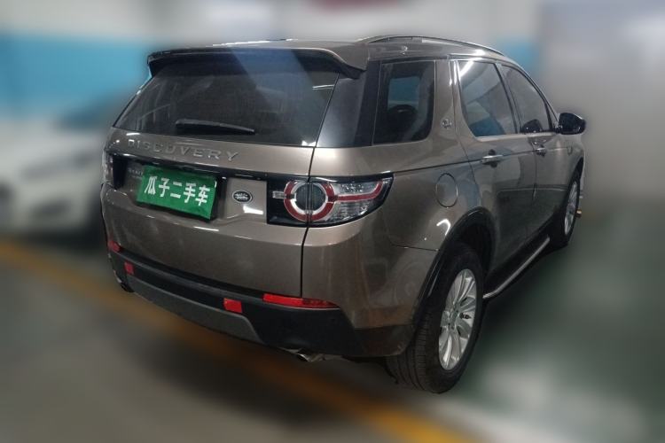 Used Land Rover Discovery Sport 2016 2.0T SE Rear Right 45 Deg