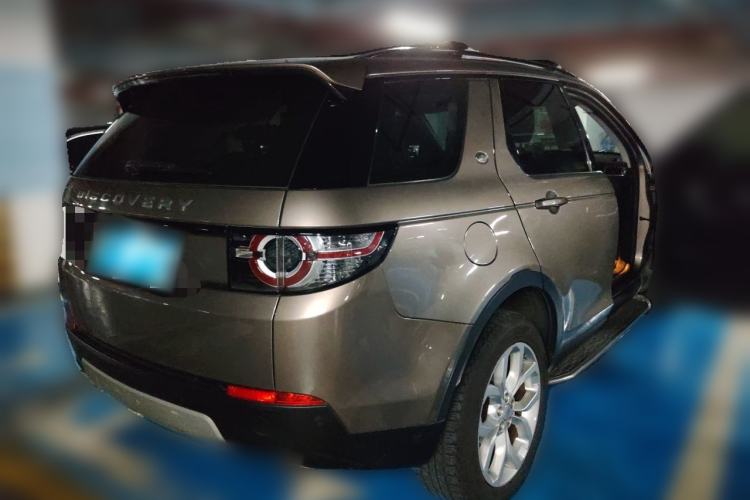 Used Land Rover Discovery Sport 2016 2.0T HSE Rear Right 45 Deg