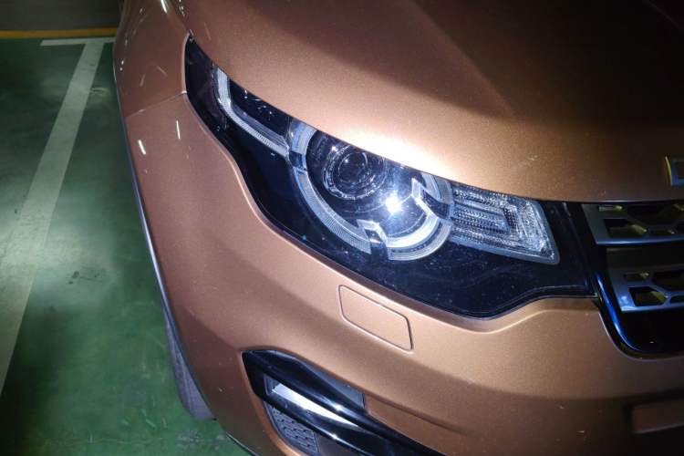 Used Land Rover Discovery Sport 2016 2.0T SE Right Front Headlight