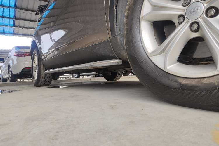 Used Land Rover Discovery Sport 2016 2.0T S Right Side Sill