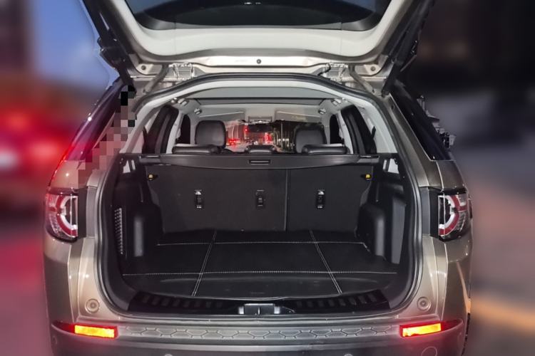 Used Land Rover Discovery Sport 2016 2.0T SE Trunk