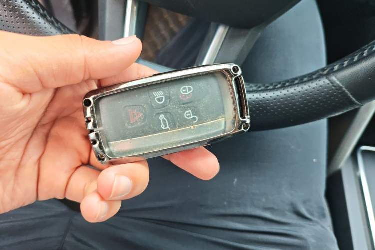 Used Land Rover Discovery Sport 2016 2.0T HSE Vehicle Key