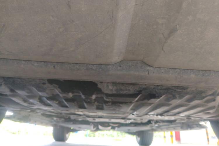 Used Land Rover Discovery Sport 2016 2.0T SE Chassis Front