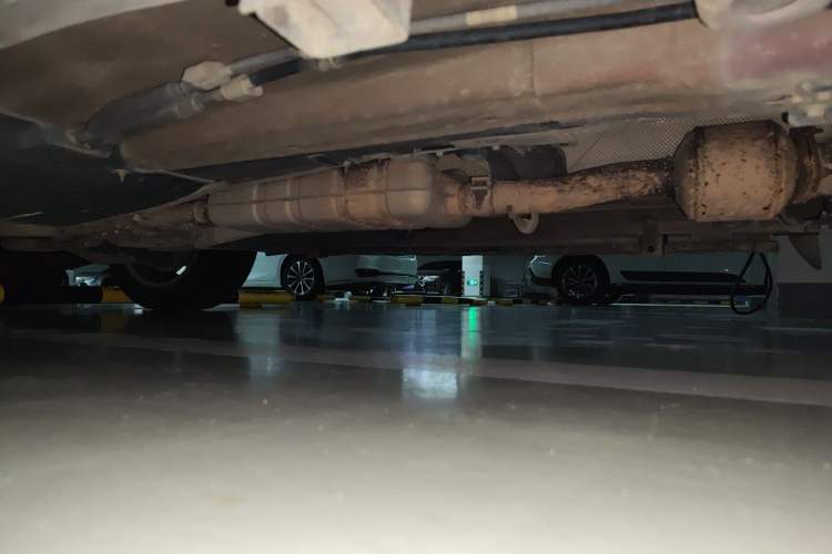 Used Land Rover Discovery Sport 2016 2.0T HSE Chassis Front Right