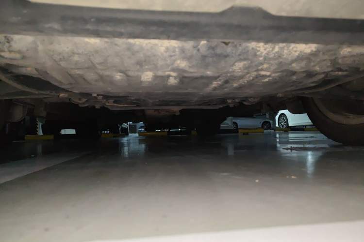 Used Land Rover Discovery Sport 2016 2.0T HSE Chassis Front