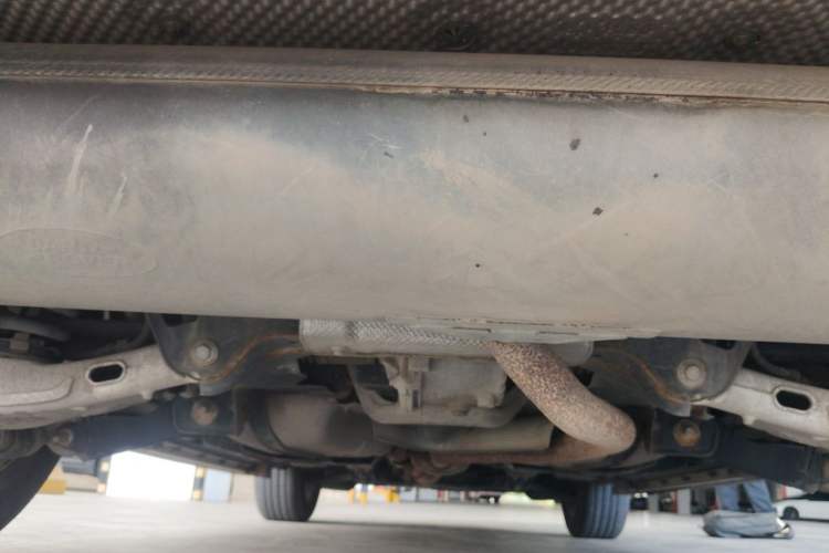 Used Land Rover Discovery Sport 2016 2.0T SE Chassis Rear
