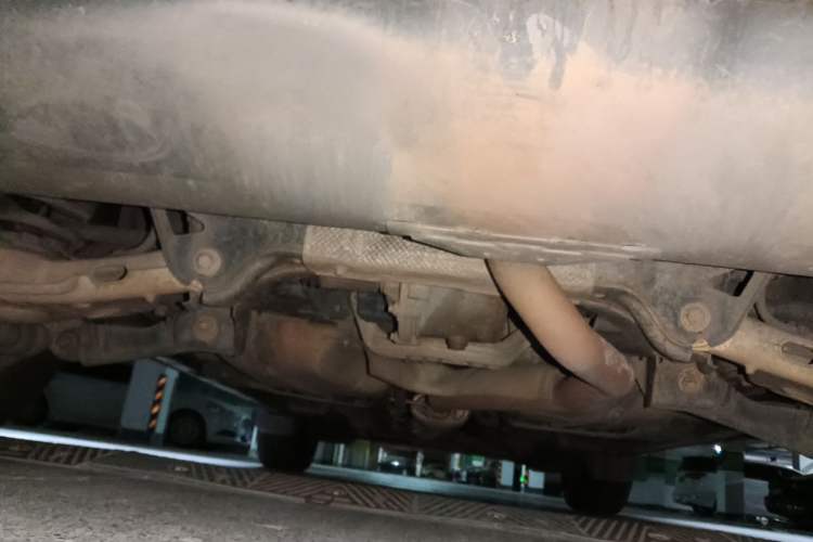 Used Land Rover Discovery Sport 2016 2.0T SE Chassis Rear
