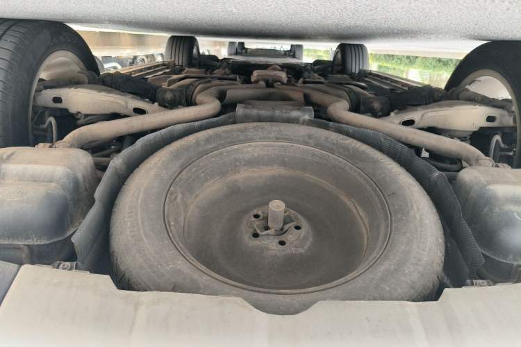 Used Land Rover Discovery Sport 2016 2.0T HSE Chassis Rear