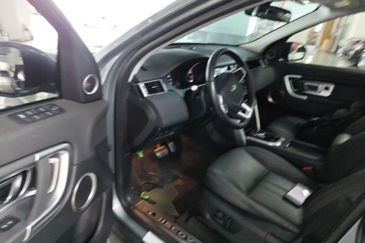 Used Land Rover Discovery Sport 2016 2.0T SE Driver Seat