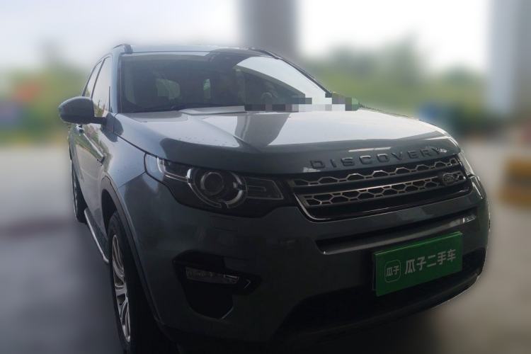 Used Land Rover Discovery Sport 2016 2.0T SE Front Right 45 Deg