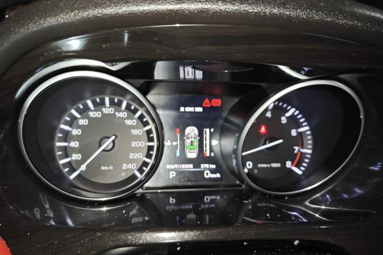 Used Land Rover Discovery Sport 2016 2.0T SE Instrument Cluster