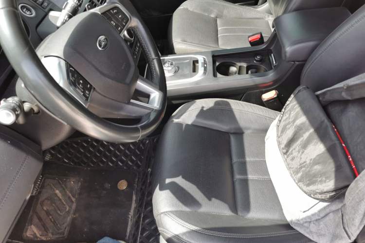 Used Land Rover Discovery Sport 2016 2.0T HSE Left Front Seat