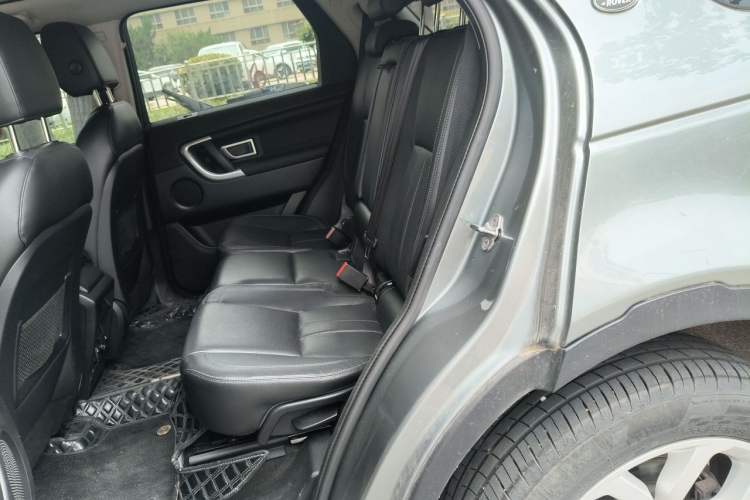 Used Land Rover Discovery Sport 2016 2.0T HSE Left Rear Seat