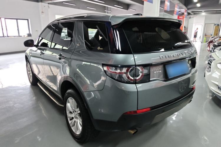 Used Land Rover Discovery Sport 2016 2.0T SE Rear Left 45 Deg