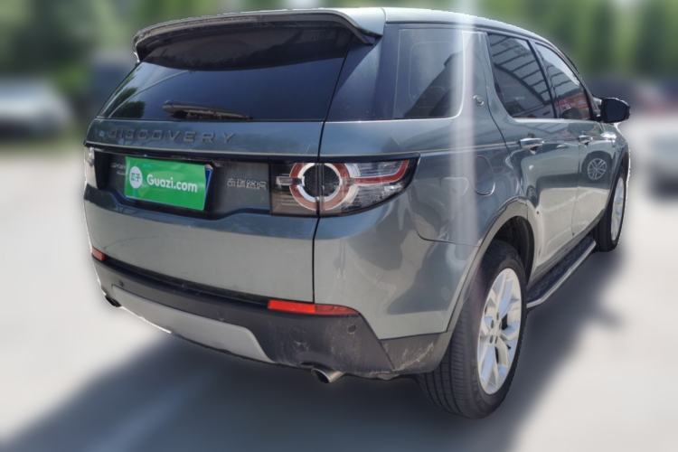 Used Land Rover Discovery Sport 2016 2.0T HSE Rear Right 45 Deg