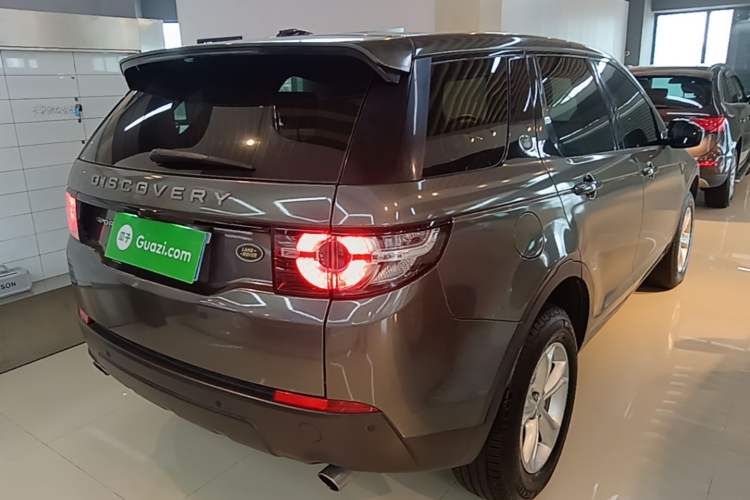 Used Land Rover Discovery Sport 2016 2.0T S Rear Right 45 Deg