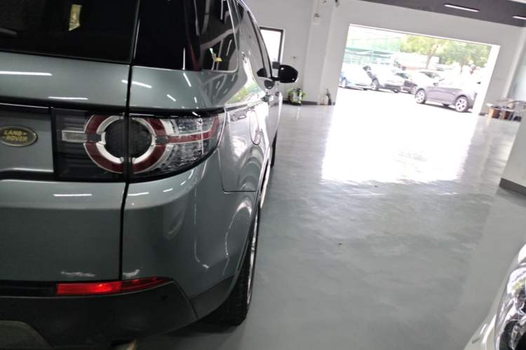 Used Land Rover Discovery Sport 2016 2.0T SE Right Rear Taillight