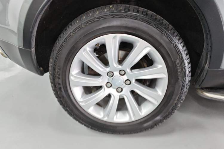 Used Land Rover Discovery Sport 2016 2.0T SE Right Rear Wheel Hub