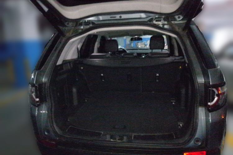 Used Land Rover Discovery Sport 2016 2.0T SE Trunk