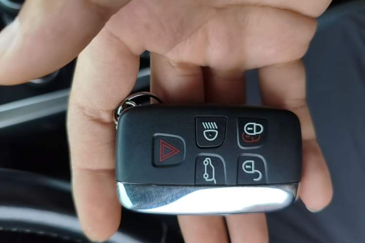 Used Land Rover Discovery Sport 2016 2.0T HSE Vehicle Key