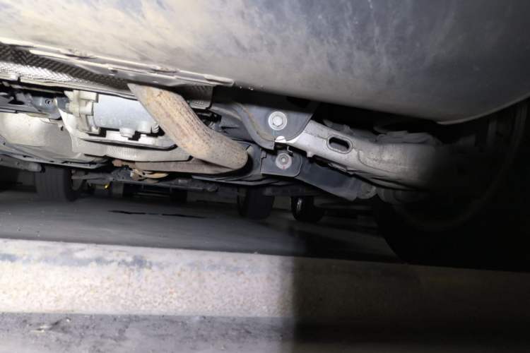 Used Land Rover Discovery Sport 2016 2.0T SE Chassis Rear