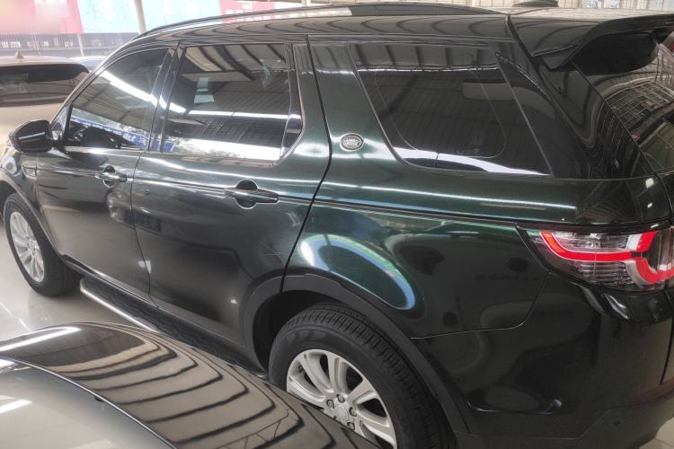 Used Land Rover Discovery Sport 2016 2.0T SE Exterior 3