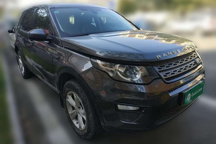 Used Land Rover Discovery Sport 2016 2.0T S Front Right 45 Deg