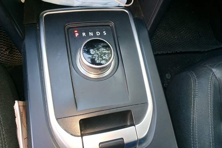 Used Land Rover Discovery Sport 2016 2.0T S Gear Lever