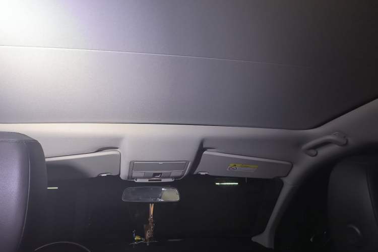 Used Land Rover Discovery Sport 2016 2.0T SE Headliner