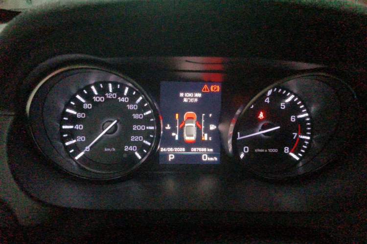 Used Land Rover Discovery Sport 2016 2.0T HSE Instrument Cluster