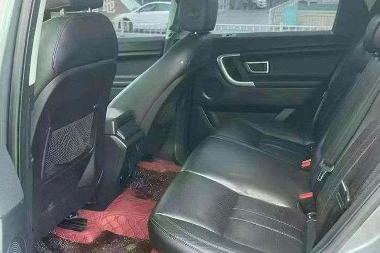 Used Land Rover Discovery Sport 2016 2.0T SE Interior 3