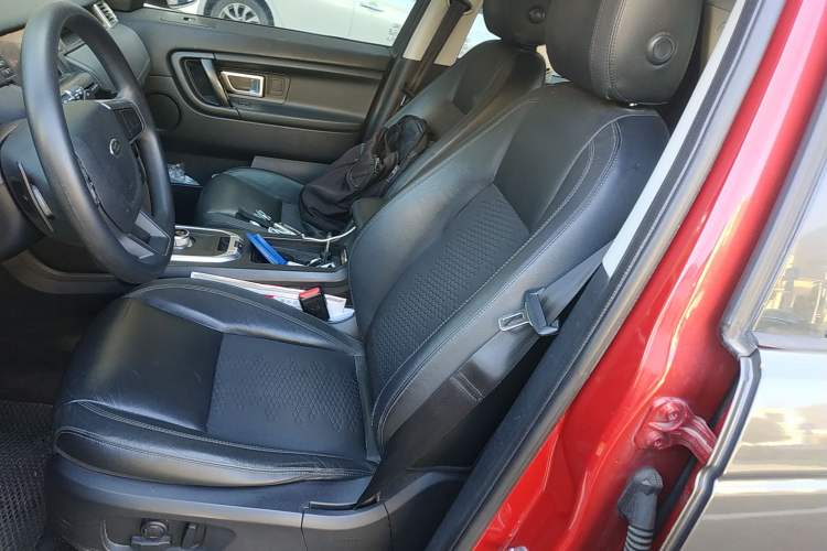Used Land Rover Discovery Sport 2016 2.0T S Left Front Seat