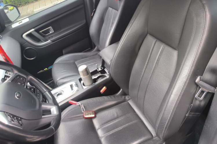 Used Land Rover Discovery Sport 2016 2.0T SE Left Front Seat