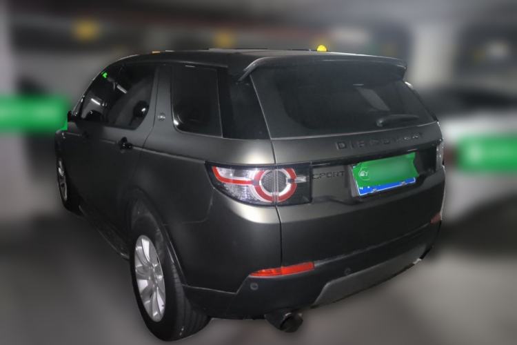 Used Land Rover Discovery Sport 2016 2.0T SE Rear Left 45 Deg