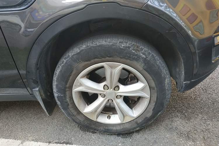 Used Land Rover Discovery Sport 2016 2.0T S Right Front Wheel Hub
